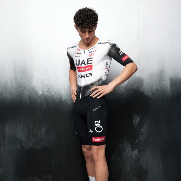 Herren UAE Team Emirates 2025 Hybrid Pissei body Radtrikot Kaufen