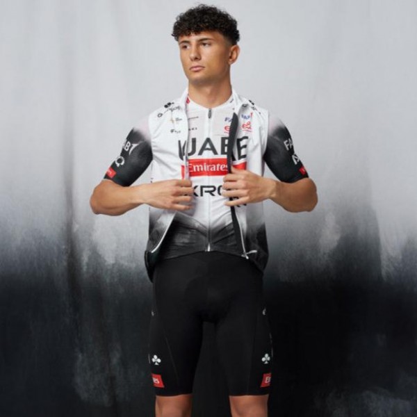 Herren Pissei UAE Team Emirates 2025 weste Radtrikot Kaufen