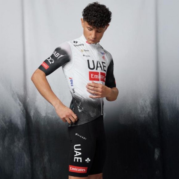 Herren Pissei UAE Team Emirates 2025 weste Radtrikot Kaufen
