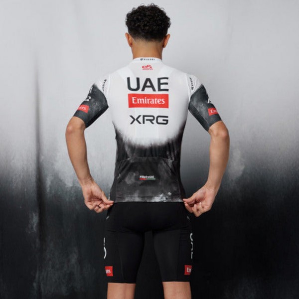 Herren Pissei UAE Team Emirates 2025 Magistrale trikot Radtrikot Kaufen